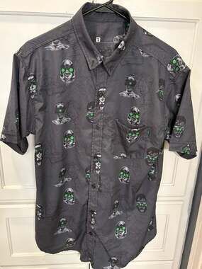 Nine Line Apparel Own The Night 2022 Button Down Shirt Size Large